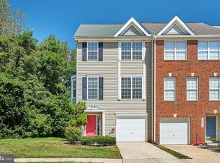 20515 Blue Heron Ter, Sterling, VA 20165