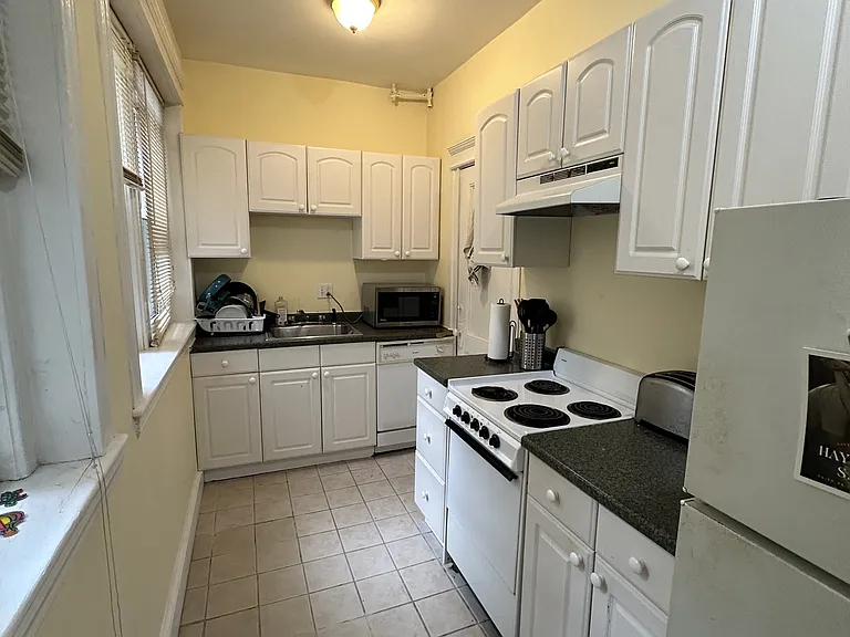 1637 Commonwealth Ave #1D — Photo 2
