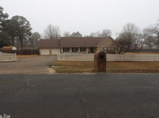 910 Cadron Gap Rd, Conway, AR 72032