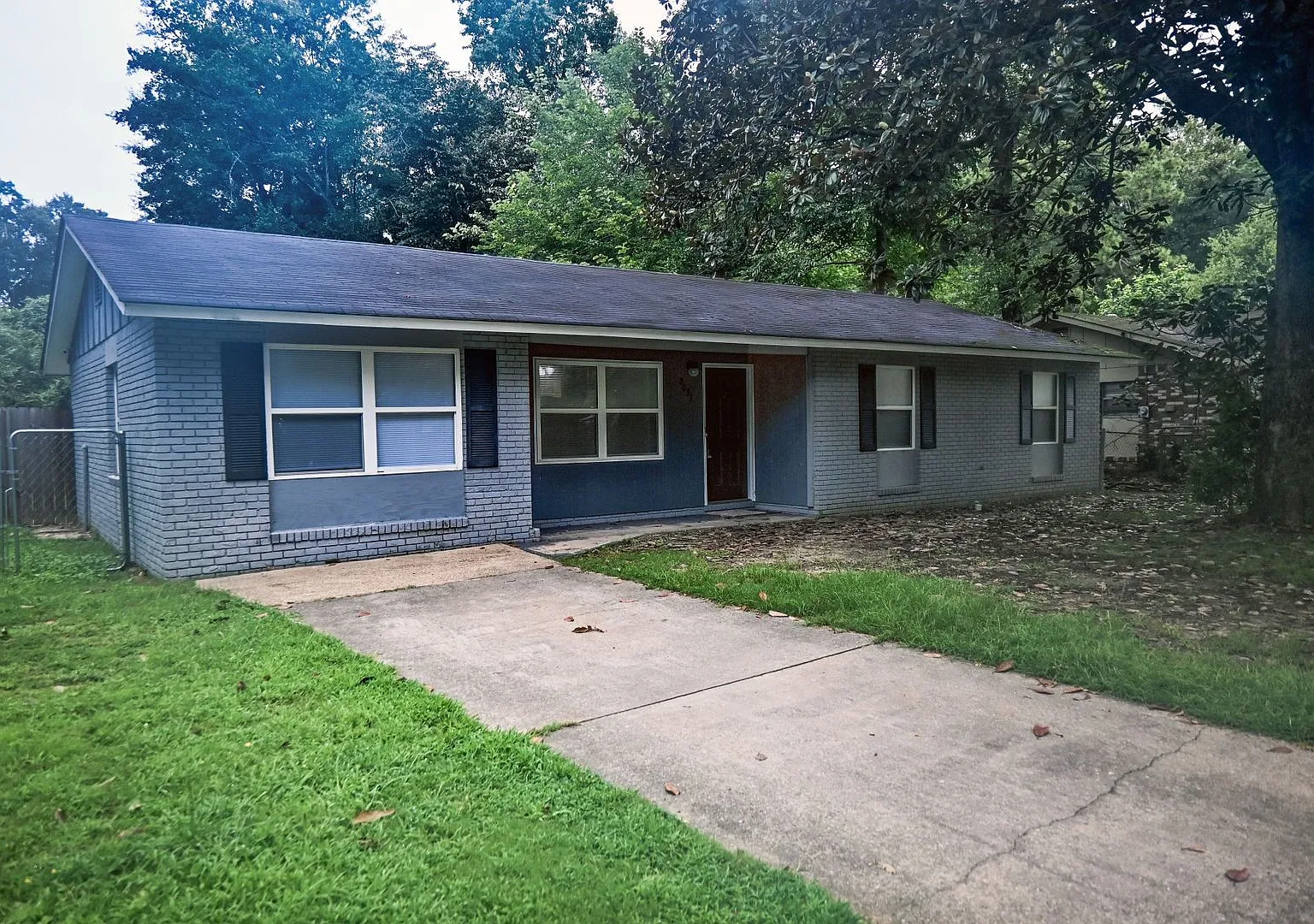 Affordable & Close To Ft Benning-Columbus-4 Bedrooms & 1 Bath — Photo 3