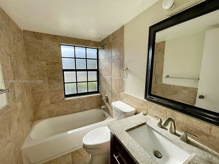 2642 Riverside Dr #2642 — Photo 20