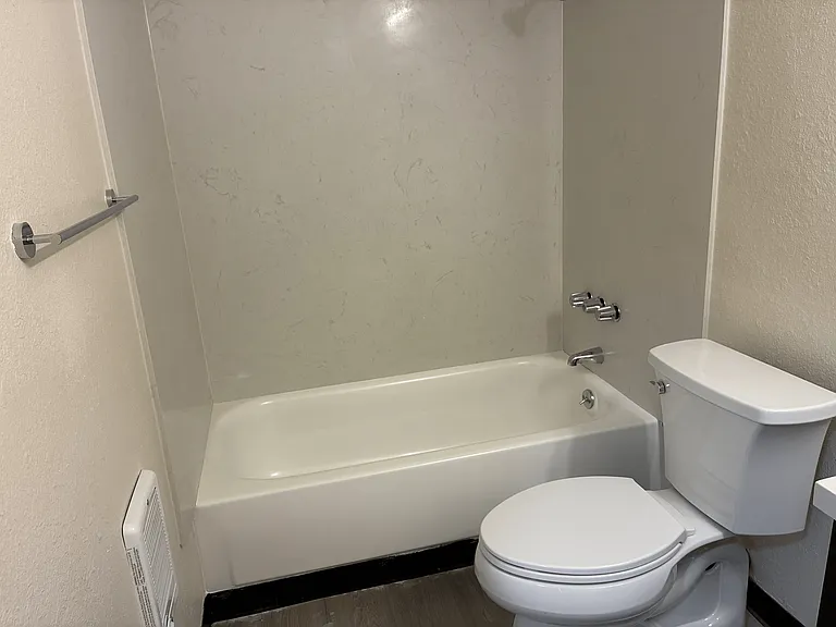 Pacific Village Apartments — Photo 8