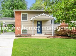 11946 Glenvalley Dr, Maryland Heights, MO 63043