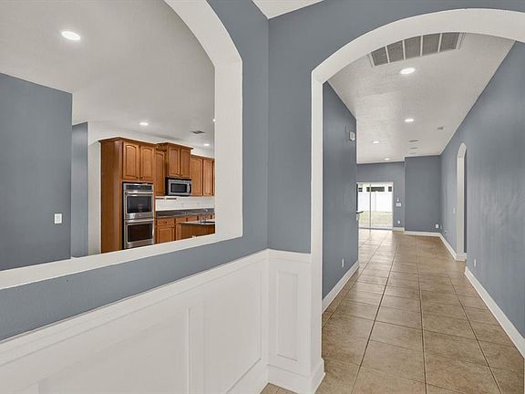 5th image of 13397 Hunters Point St
