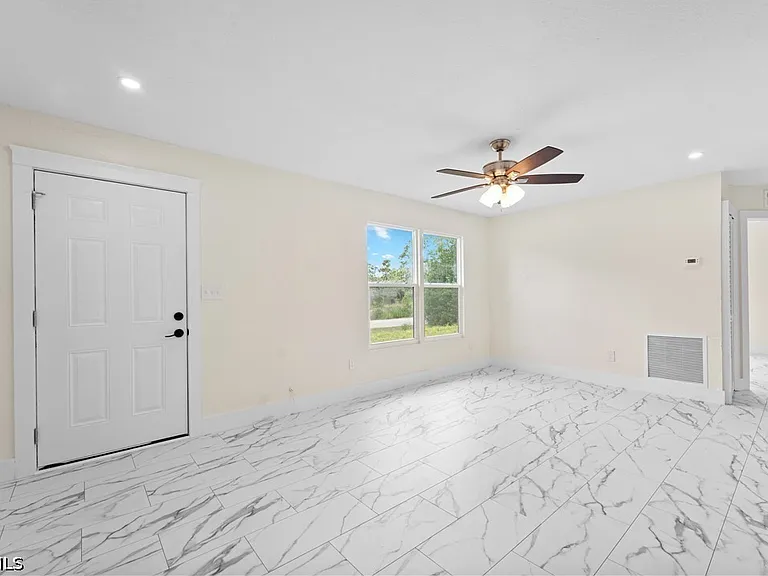 27160 Chula Vista Dr — Photo 7