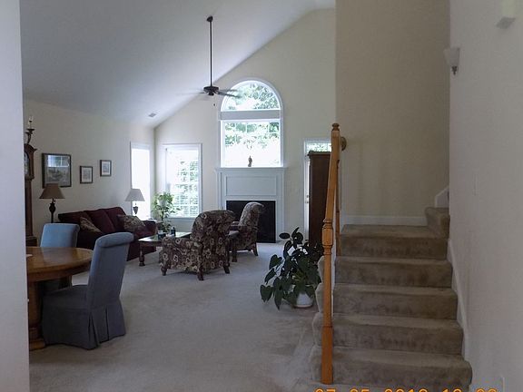 4th image of 5208 Hillside Way