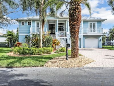 27031 Driftwood DR, Bonita Springs, FL, 34135