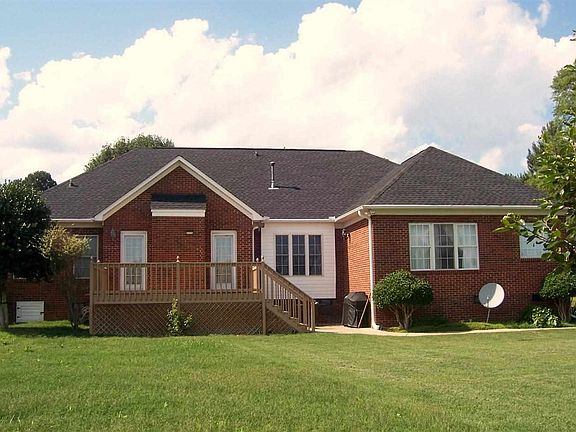 4th image of 328 Breckenridge Pl