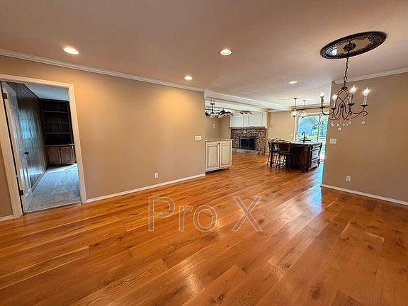 4th image of 23 Howard Pl