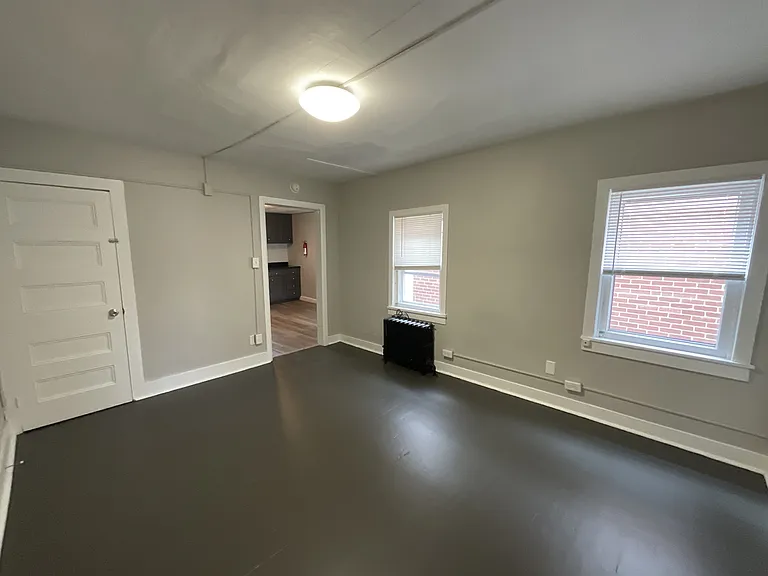 61 E Middle St #2 — Photo 5