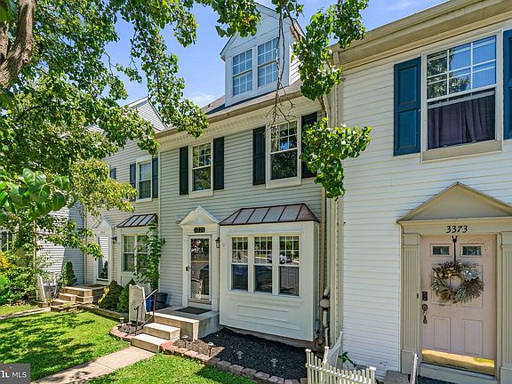 2nd image of 3371 Garrison Cir