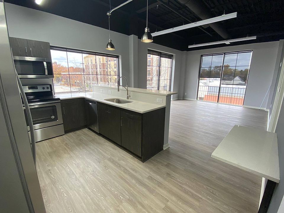 1st image of 22253 Michigan Ave #205