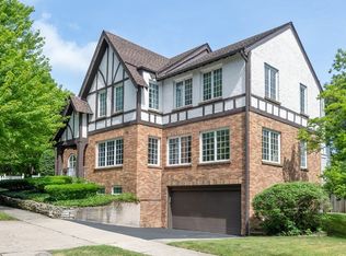 745 Cummings Ave, Kenilworth, IL 60043