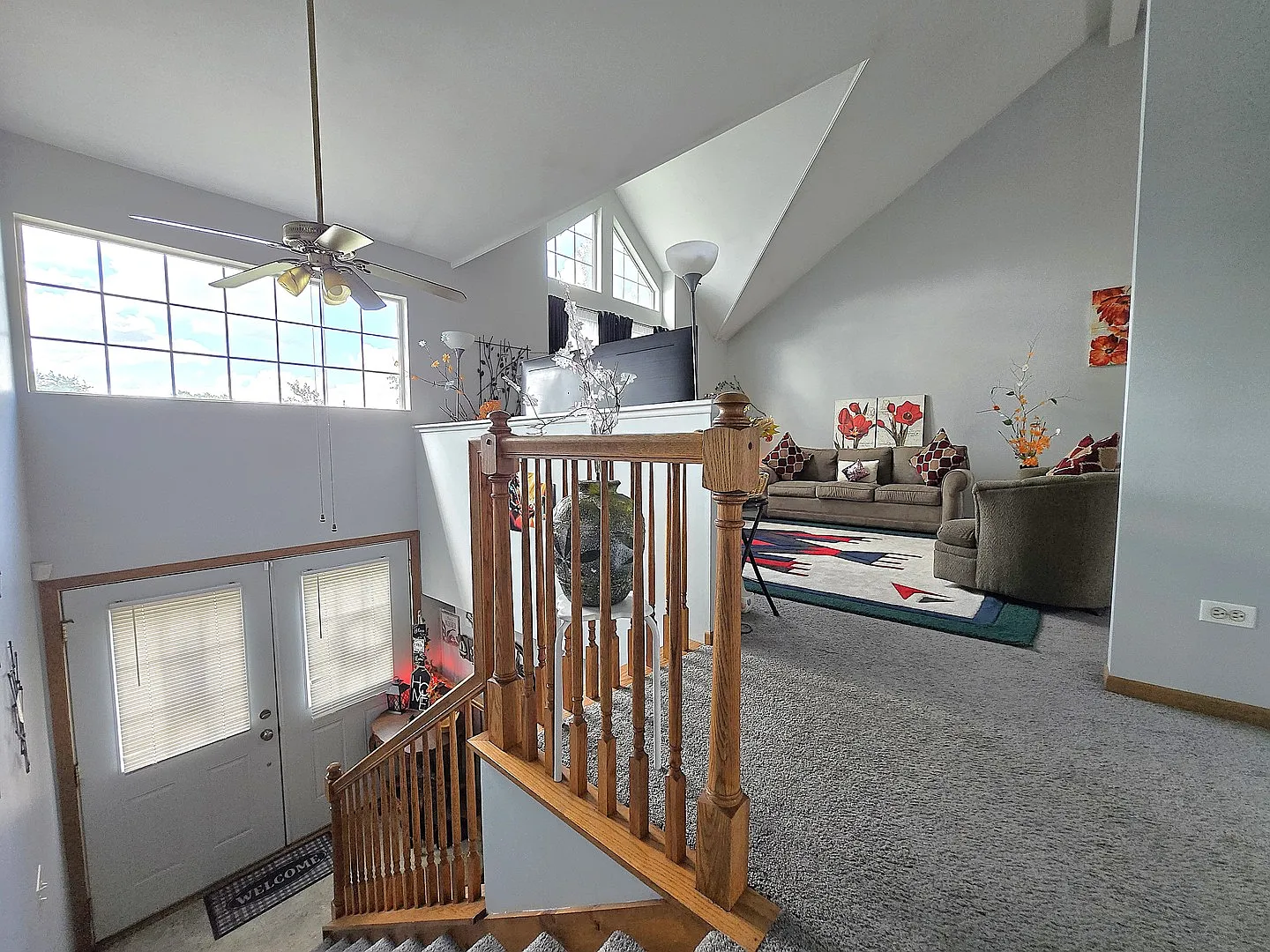 3 bed, 3123 sqft, $3,150 — Photo 2