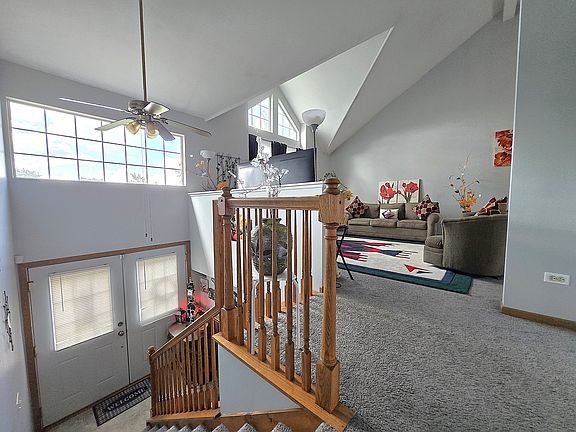 2nd image of 504 Cartwright Trl