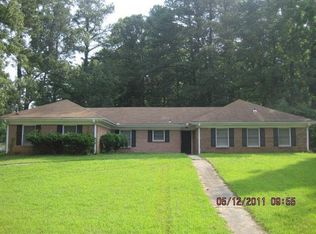 1260 Heatherland Dr SW, Atlanta, GA 30331