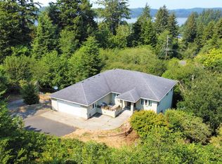 135 SE Hospital Hill Rd, Waldport, OR