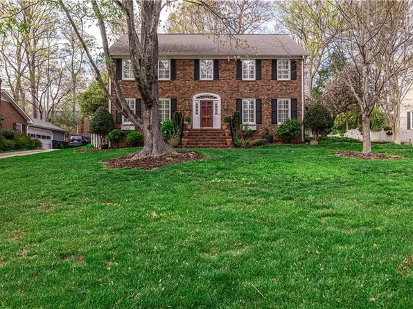 3610 Redfield Dr, Greensboro, NC 27410