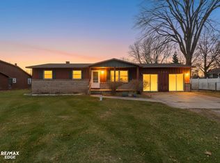 5467 Richfield Rd, Flint, MI 48506