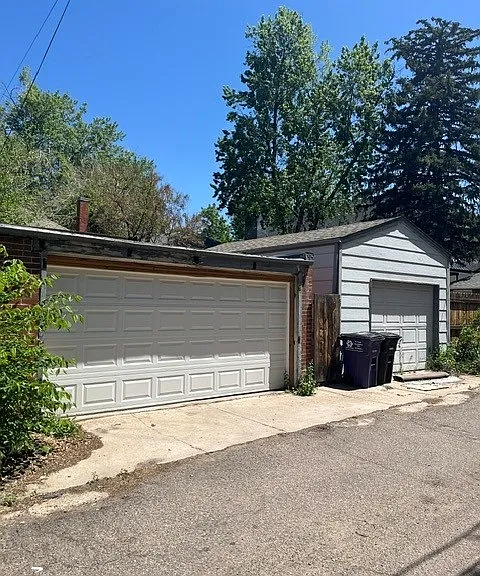 1847 S Emerson St — Photo 15