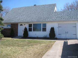 63 Monica Rd, Grand Island, NY 14072