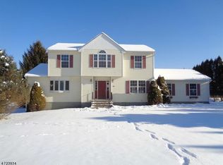 20 E Field Dr, Sussex, NJ 07461