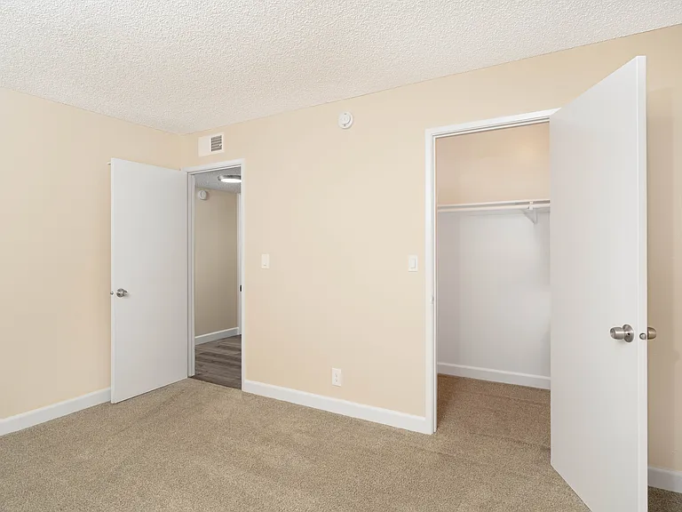 4875 Manzanita Ave #31 — Photo 6