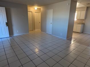 4384 Cy Cliffview Cir APT 3A, Las Vegas, NV 89121