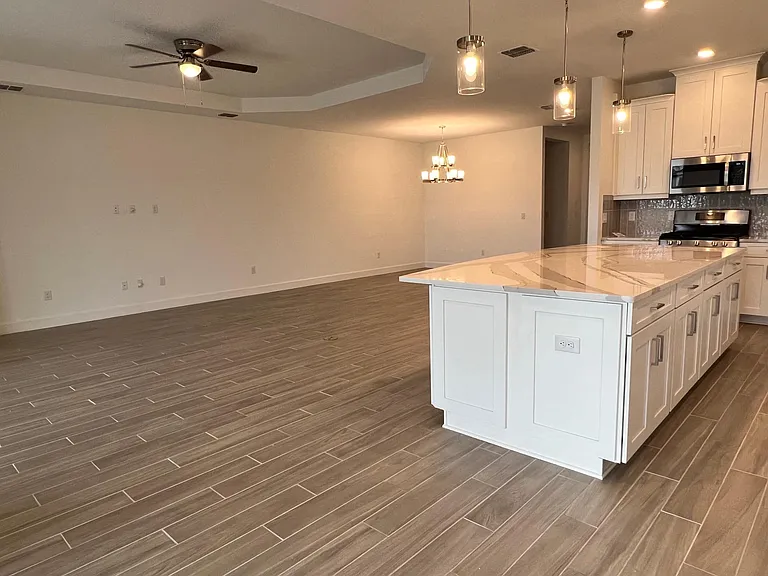 4583 Crestpoint Way — Photo 7