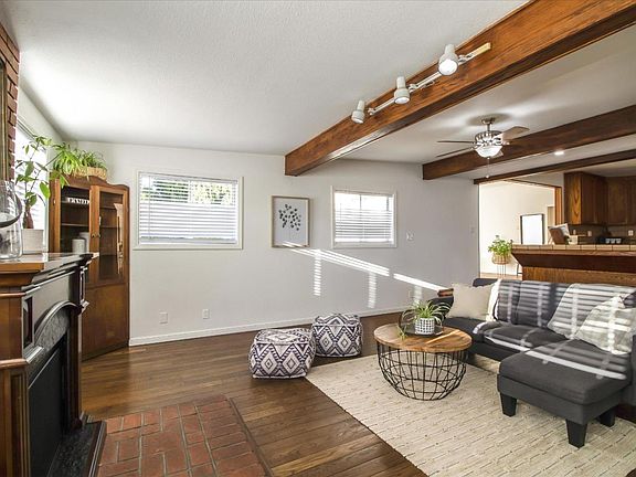 4th image of 697 Los Padres Blvd