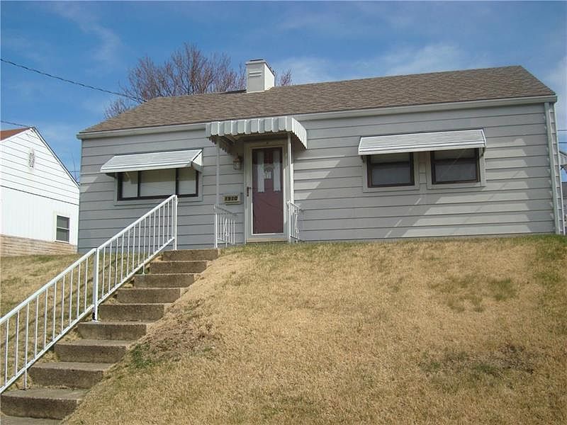 2nd image of 1910 Sloan Ave