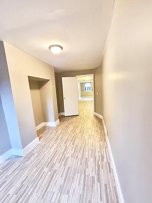 Rented by Delmark Realty LLC | media 74