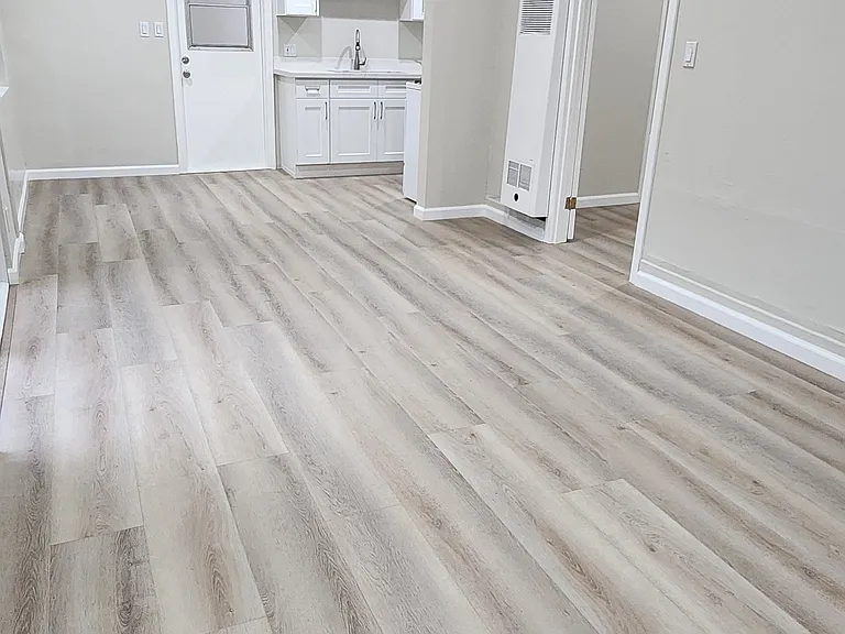 2813 Mary St #1/2 — Photo 15