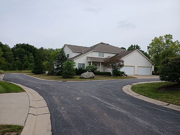 Private Cul-de-Sac Lot