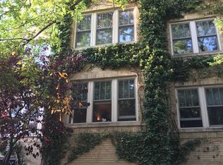 1012 Pleasant St APT 3A, Oak Park, IL