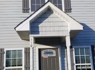 110 Parrot Landing Dr, Hubert, NC 28539