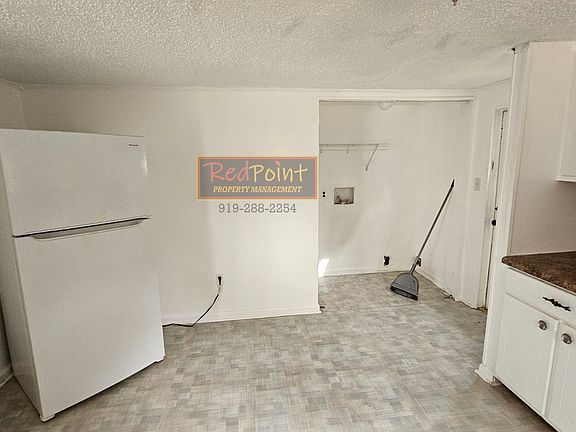 2nd image of 401 Mann Ln