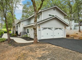 11883 Torrey Pines Dr, Auburn, CA 95602