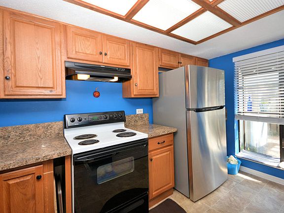 4th image of 150 Cranes Lake Dr