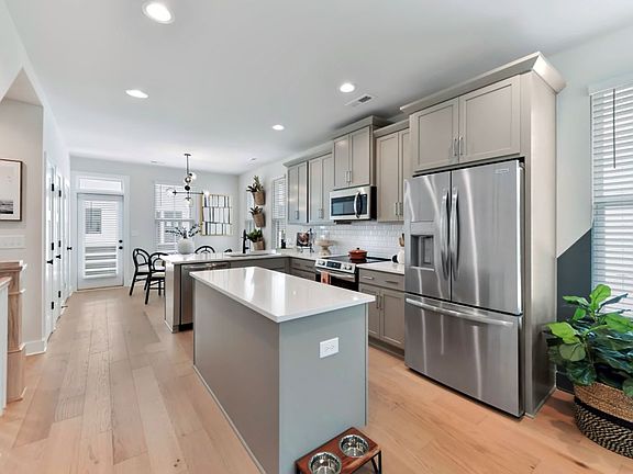 6th image of this home