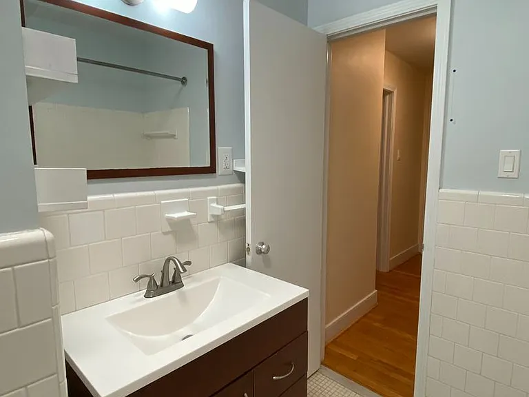 4030 Forest Hill Ave #8 — Photo 12