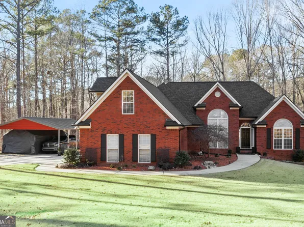 33 Dorothy Dr, Sharpsburg, GA 30277