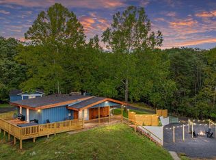 319 Lake Dr, Luray, VA