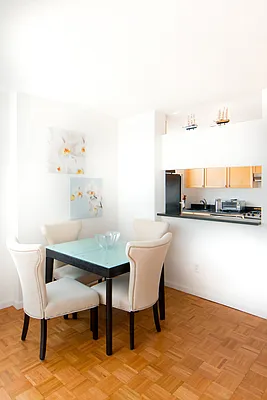 Rented by New York Residence | media 5