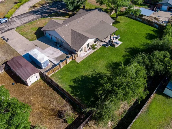 407 Meandering Way, Del Rio, TX 78840
