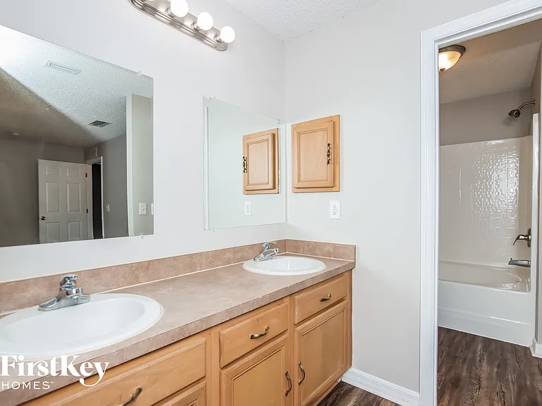 1448 Wacker Ave SE — Photo 10