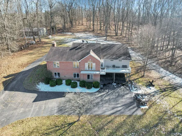 5400 Hansley Rd, Sugar Grove, OH 43155