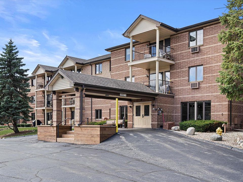 Park Place 530 N Silverbrook Dr West Bend WI Zillow