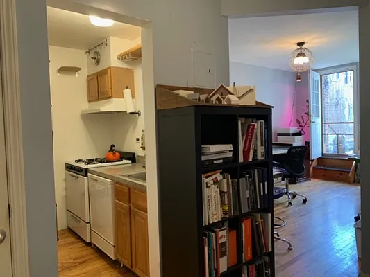 Rented by Compass | media 7