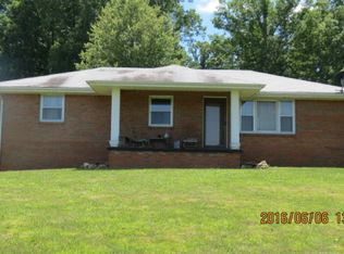 475 Mail Rd, Erin, TN 37061